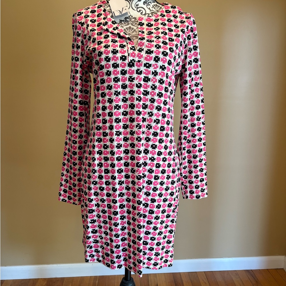 Diane Von Furstenberg Pink and Black Geometric Dress